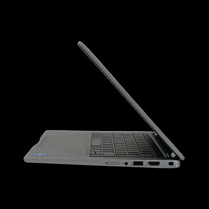 Dell Latitude 5330 kannettava tietokone sivulta